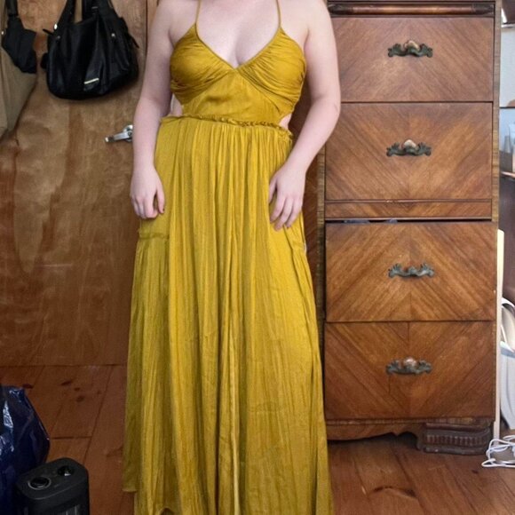 STUNNING GOLD / YELLOW MAXI DRESS WITH ADJUSTABLE BACK ✨ FREE PEOPLE - Picture 5 of 8